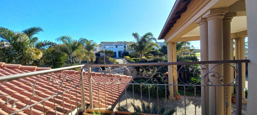 4 Bedroom Property for Sale in Hartenbos Heuwels Western Cape
